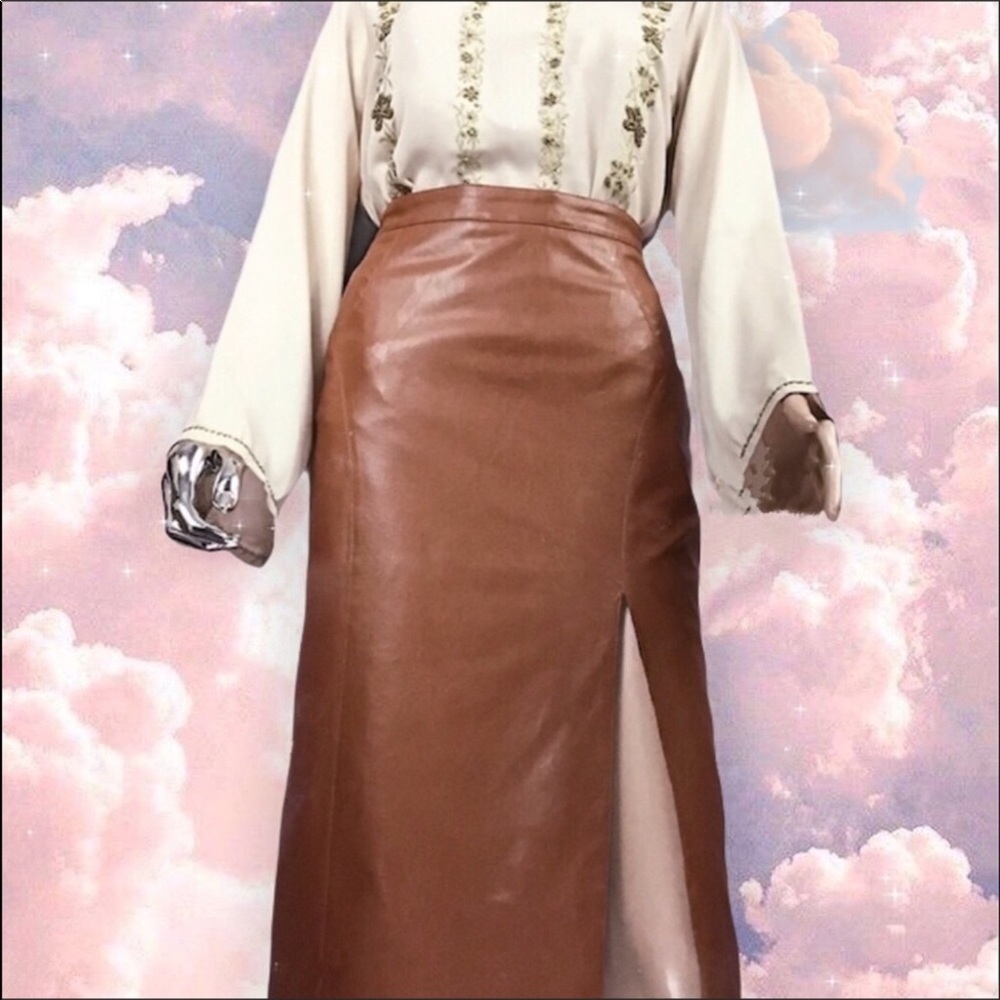 Faux leather pencil skirt